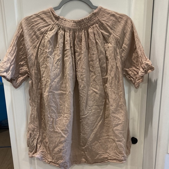 Mirth Vienna Blouse desert sand top size medium - Picture 3 of 4
